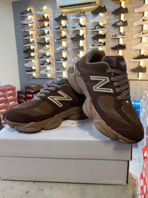 New Balance 9060 Cafe Primeira Linha